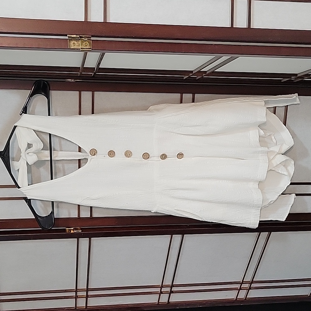 White Cotton Romper, Size Large (Petite) - Picture 1 of 2